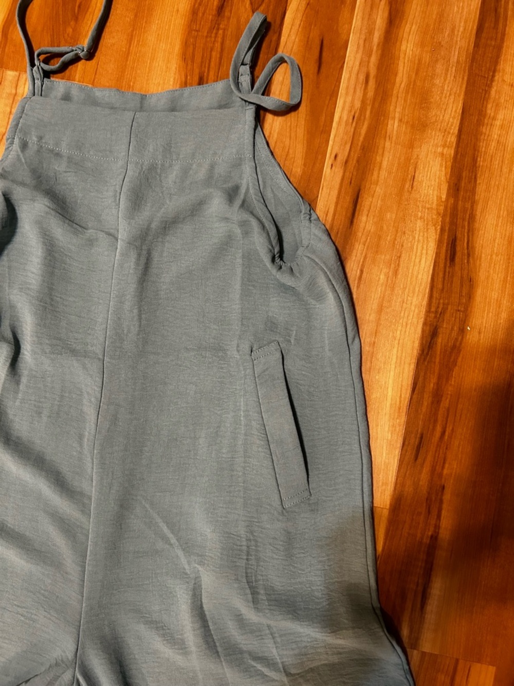 Wide leg romper jumper Sage Green Sleeveless size small - Picture 6 of 8